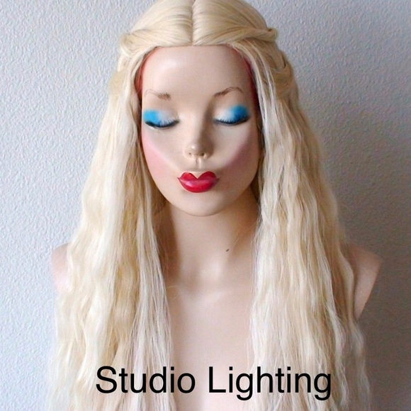Long Wavy Blonde Wig 28” Center Middle Part